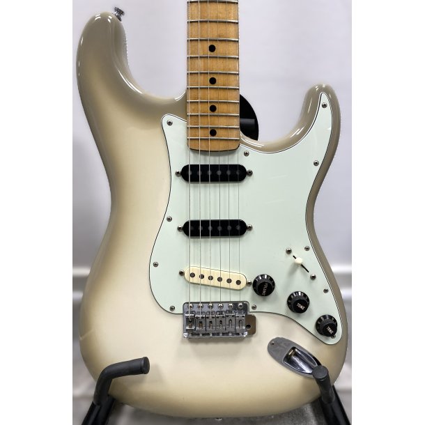 (BRUGT) Fender Stratocaster 1979 Antigua